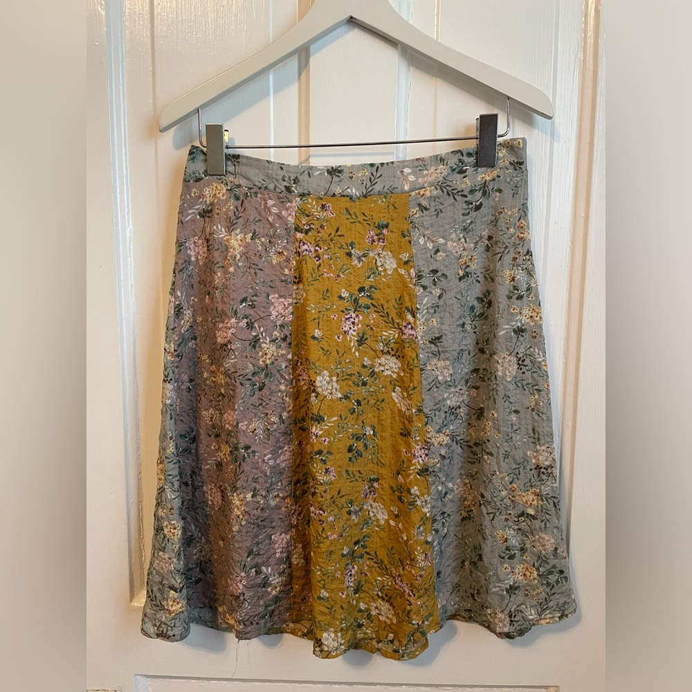 NWOT Short Floral Patchwork Skirt